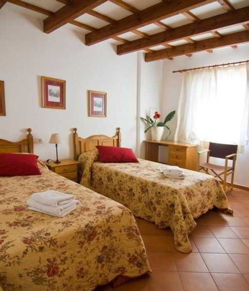 Hostel Grupoandria El Claustre De Ciutadella - Hospederia Exterior foto